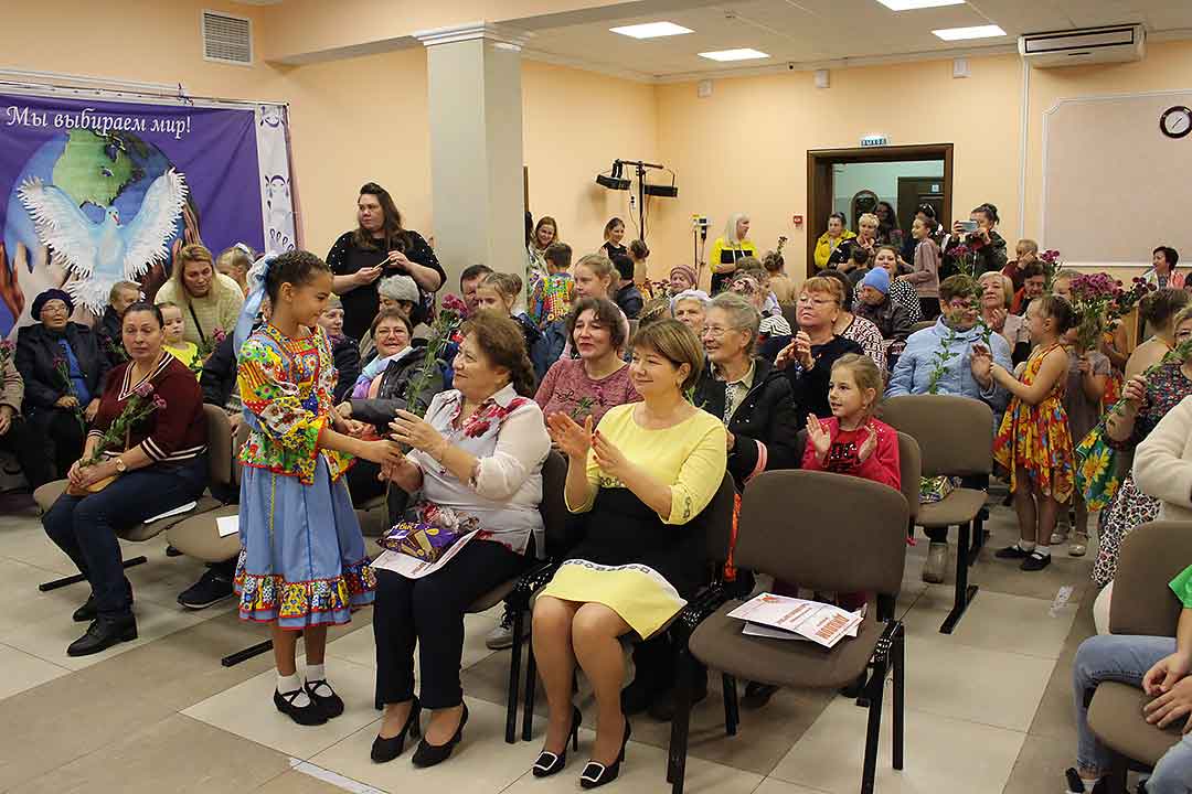 Den pozhilogo cheloveka Novoharitonovo 1