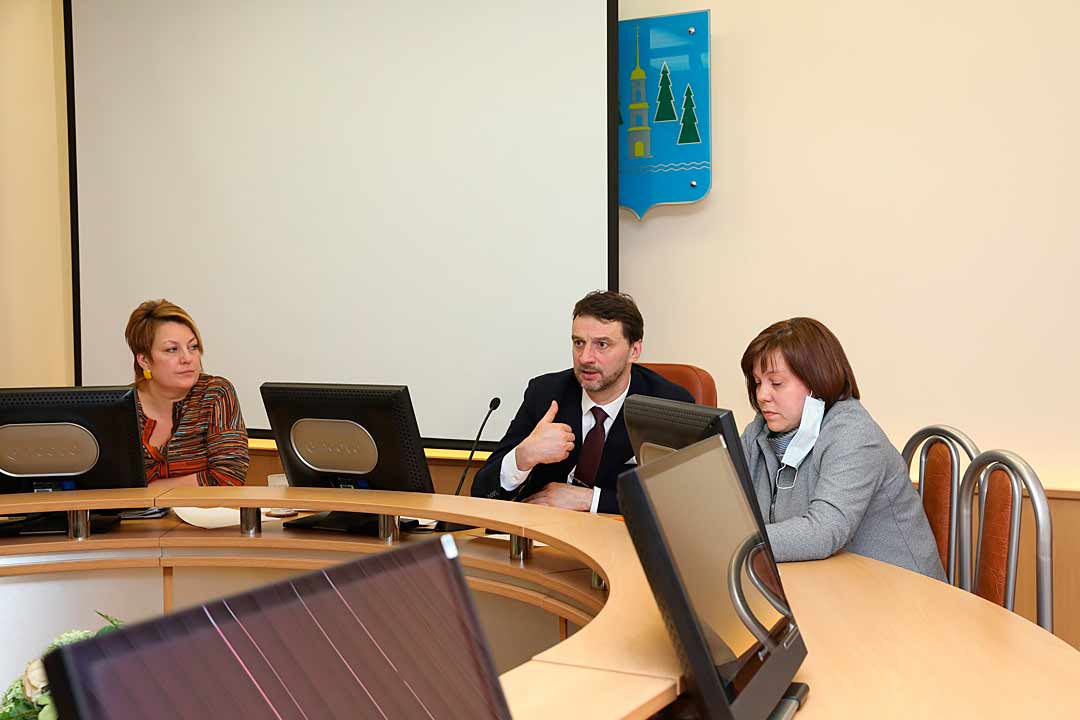 in edu 03