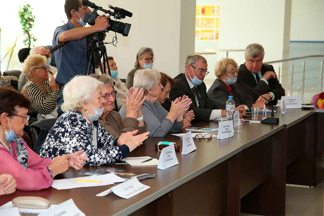 Vstrecha veteranov i crb 4