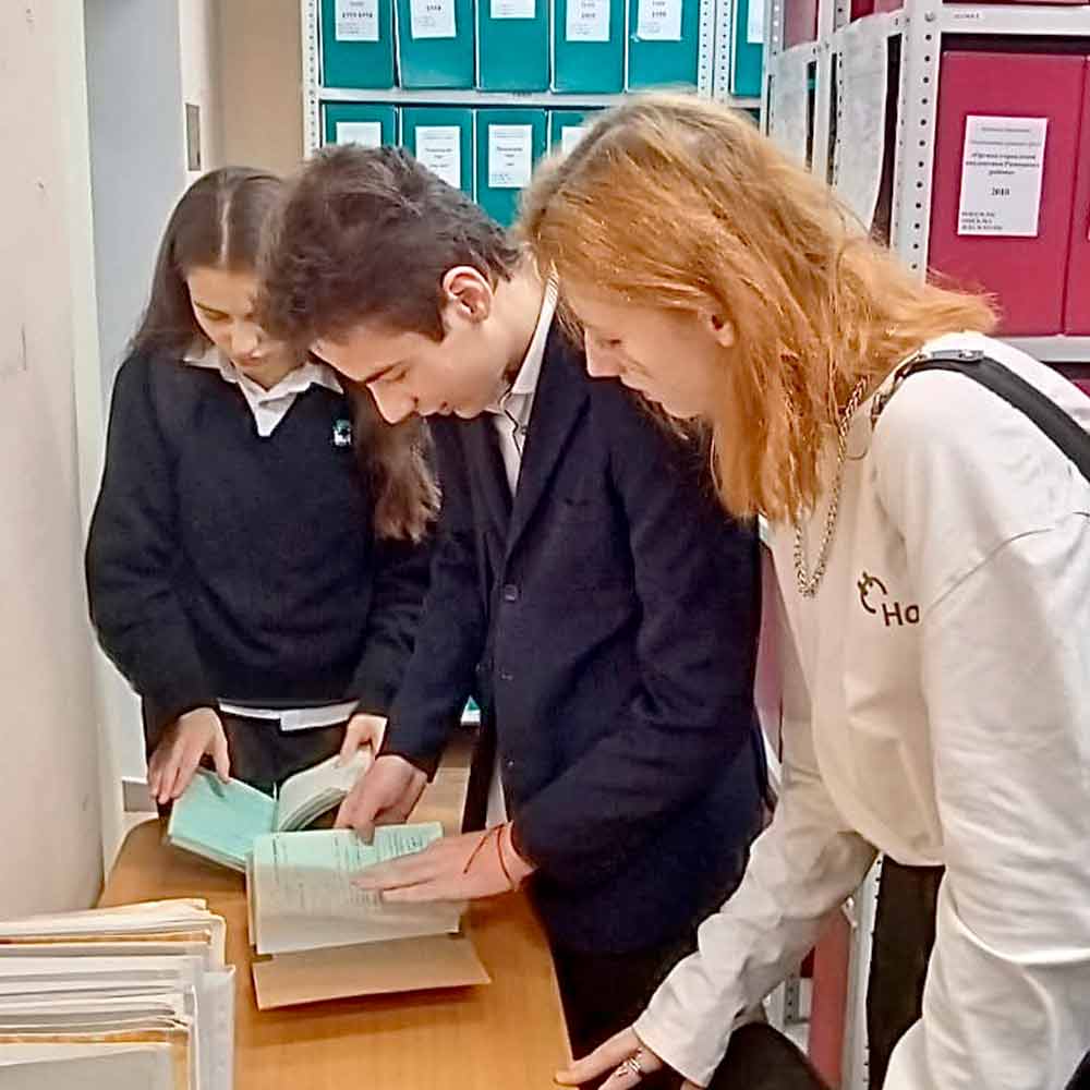 ekskursiya v arhiv studenty kolledzha 4