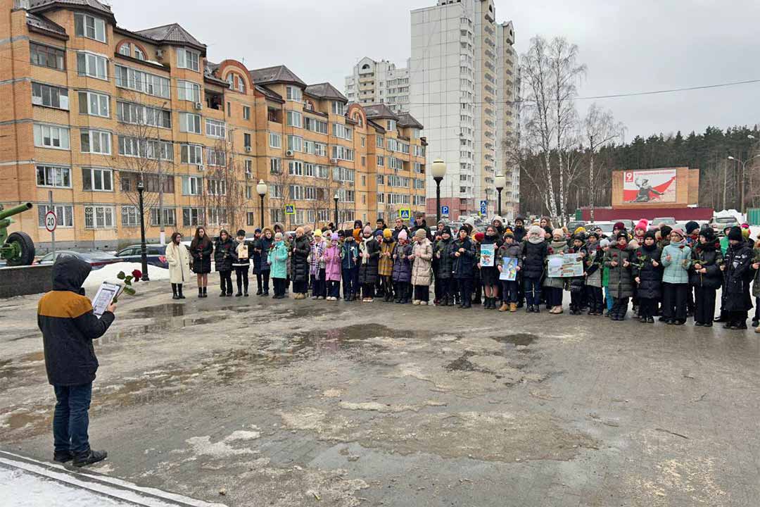 ostrovci den voinskoy slavi 8