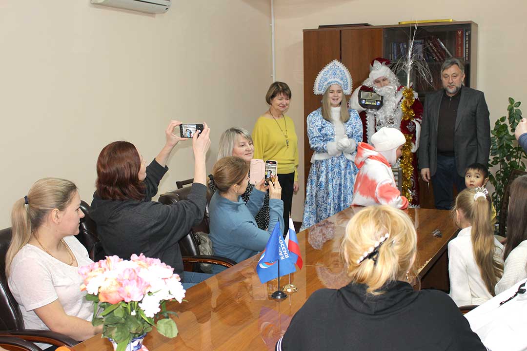 novohariton semyi mobilizovannih Zholobov 4