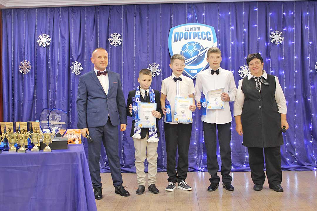 novohariton sport football 10