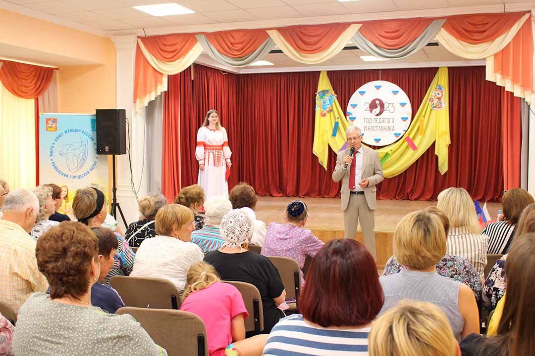 novohariton koncert god pedagoga 2