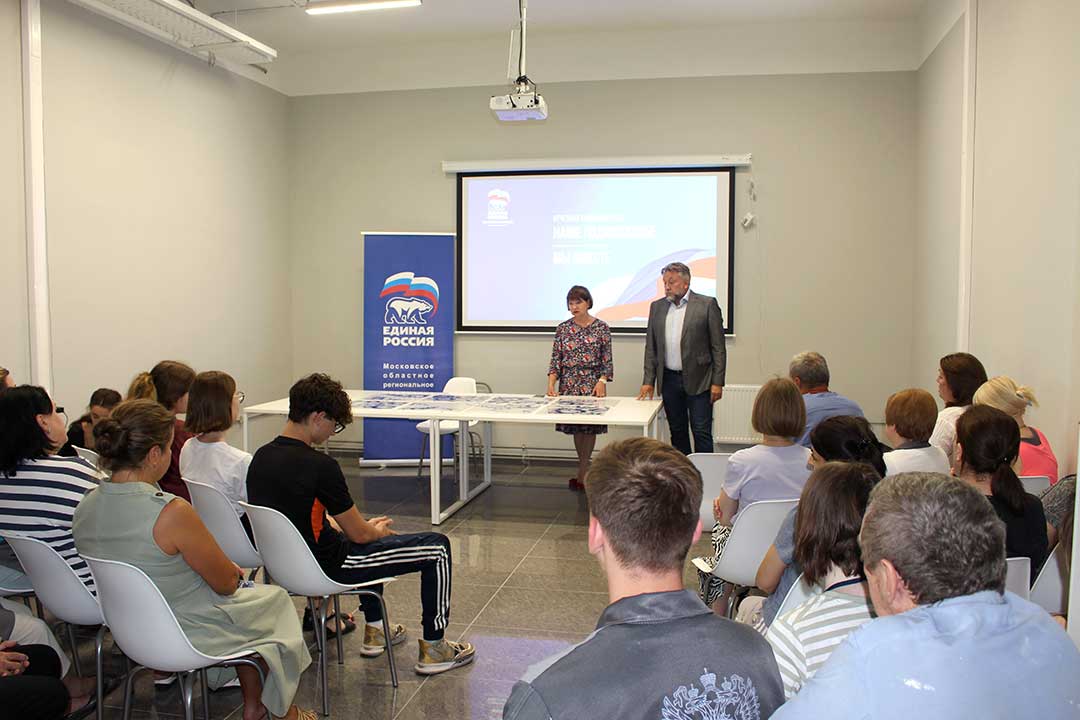 novohariton zholobov gzhel 2