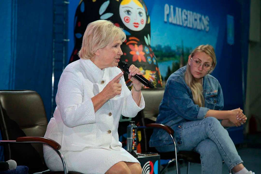 panelnaya diskussiya 3