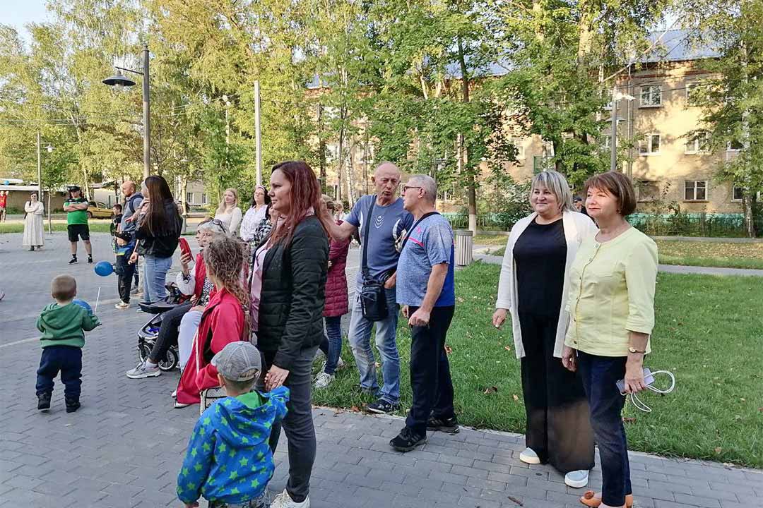 novohariton den gos flaga 6
