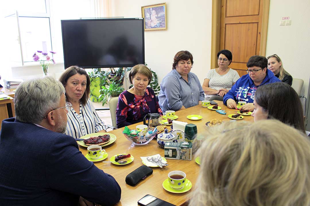 novohariton zholobov planov vizit 1