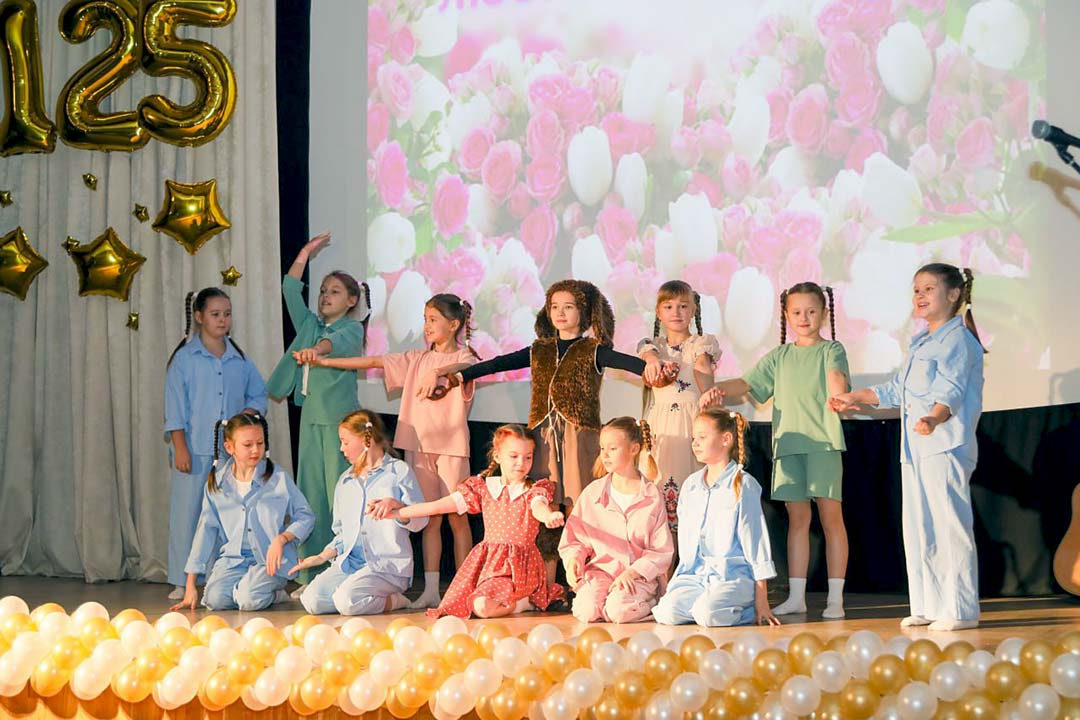 125 let dergaevskoy school 23 1