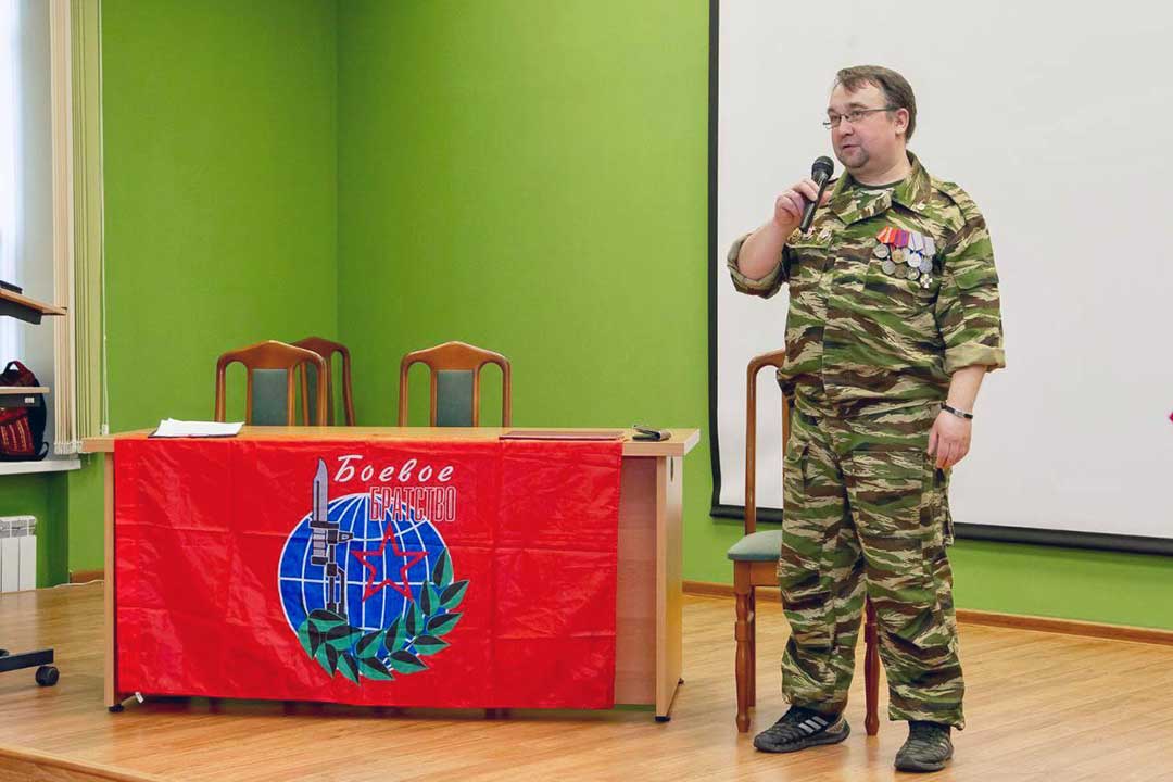 den volontera molodej malishev 10