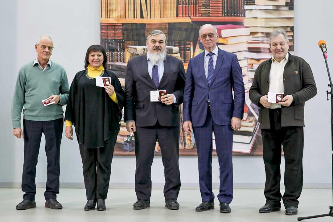 literaturnaya premiya bunina 9