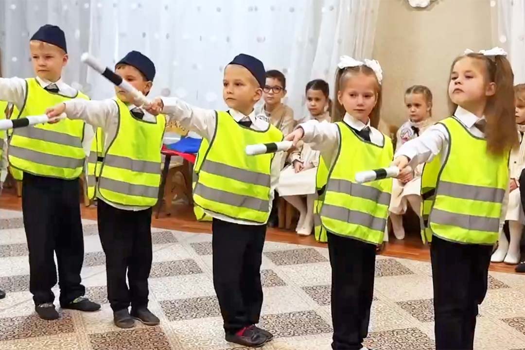 Swetofor Soboraet Druzei 2