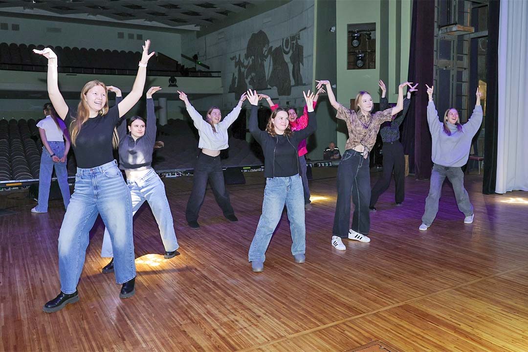 Zdorovaya Molodej Saturn 