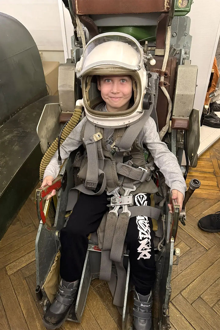 Den Kosmotavtiki Gimnaziya 1