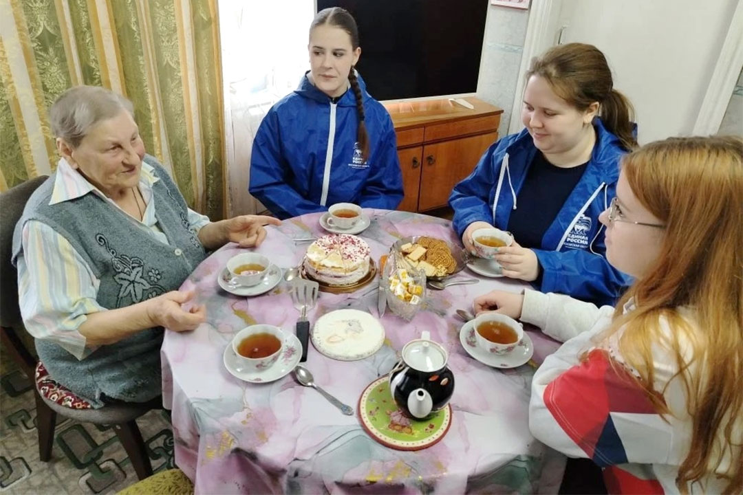 Volonteri I Uzniki Konslagerey 1