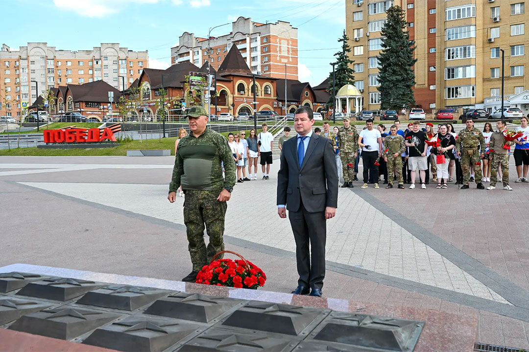 Vozlojenie Tsvetov 1Iyulya 1